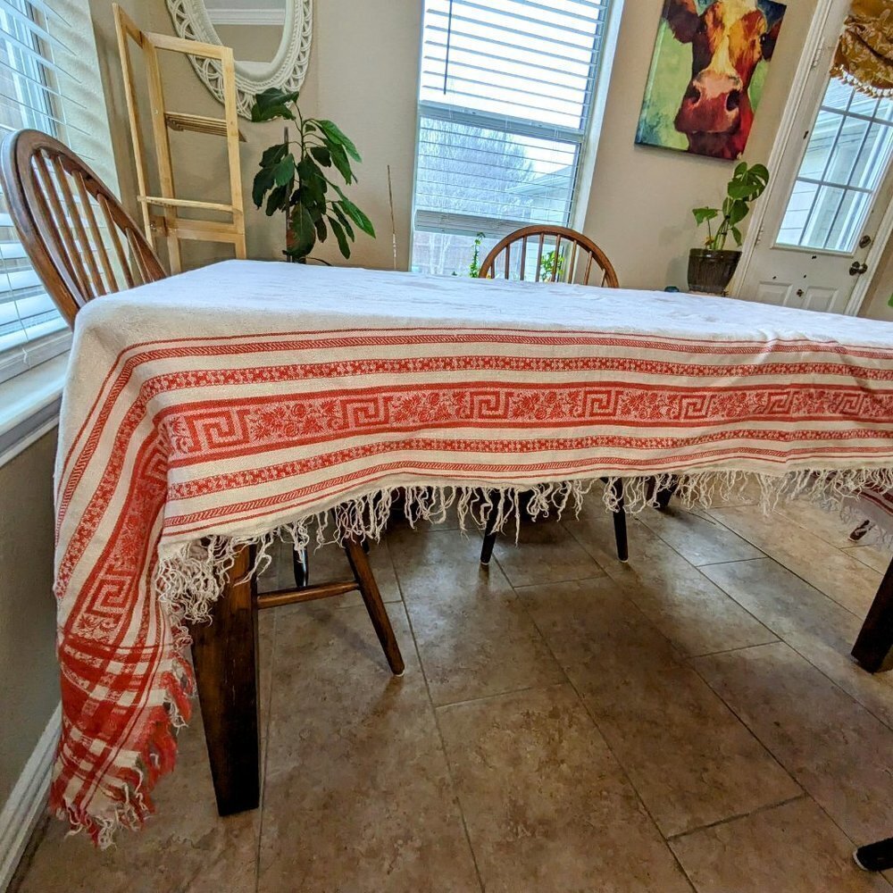 White & Red Linen Fringe Vintage Tablecloth - Picture 11 of 13